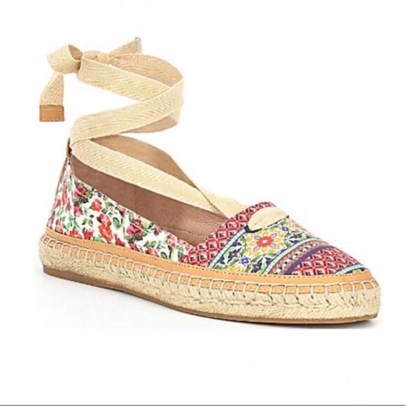 ANTONIO MELANI Shoes - Antonio Melani Luluna Prairie Floral Patchwork Ankle Wrap Espadrille Flats 7.5